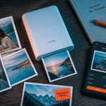 imprimante smartphone sur bureau avec photos tirées
